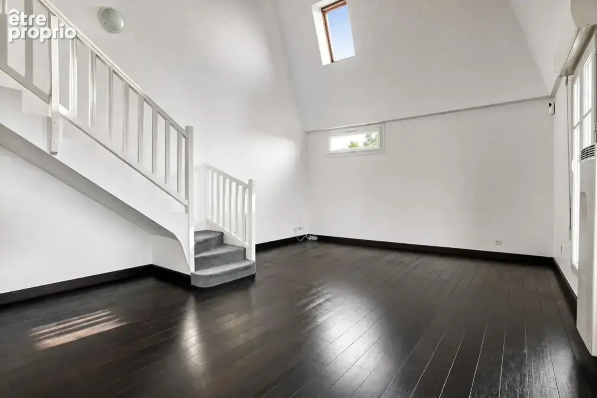 Appartement duplex de 5 pièces de 93 m² à Deuil-la-Barre - photo 5