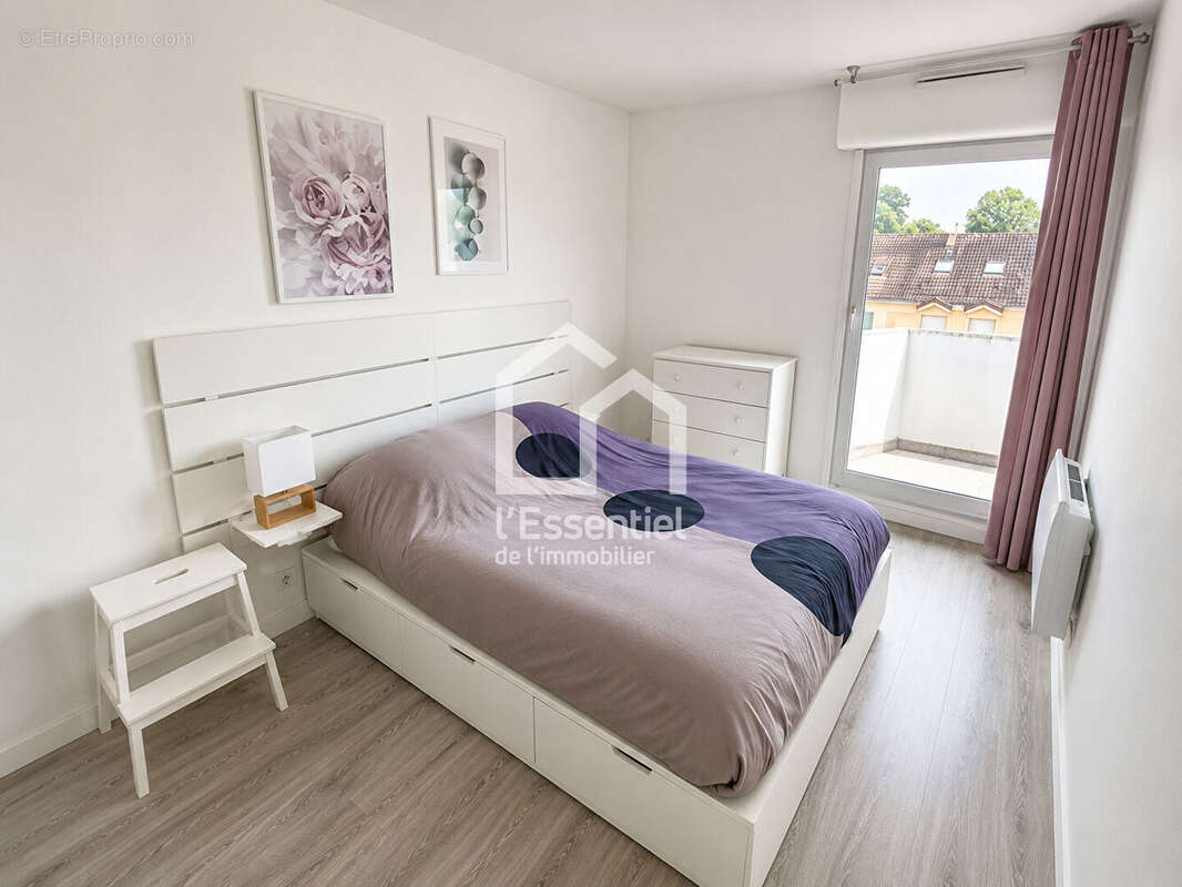 Appartement à VERNEUIL-SUR-SEINE
