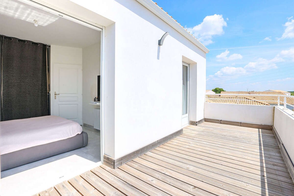 Maison à SAINT-XANDRE