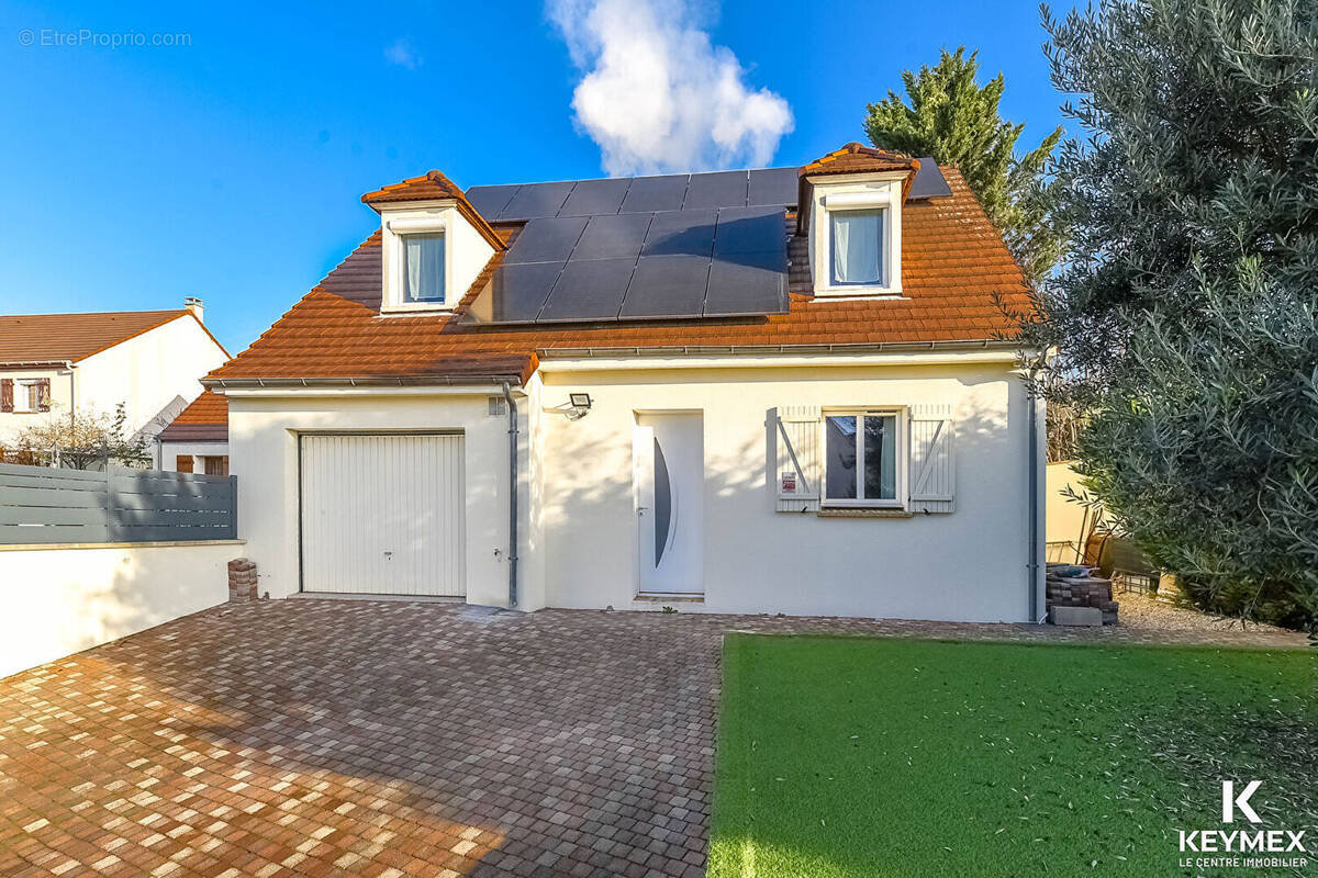 Maison à SARCELLES