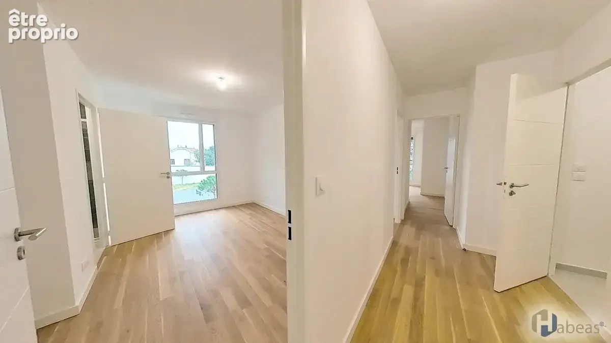 Attique d'Exception : T5 de 102 m² avec Terrasse Plein Ciel - photo 5