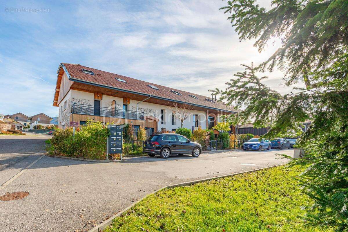 Appartement à CHAPEIRY