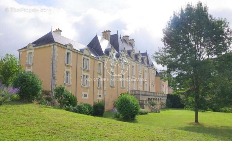 Maison à POITIERS