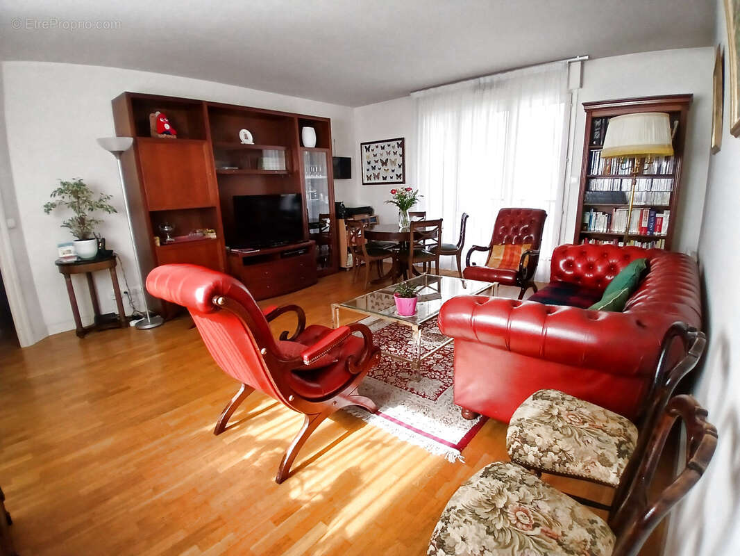 Appartement à PARIS-12E