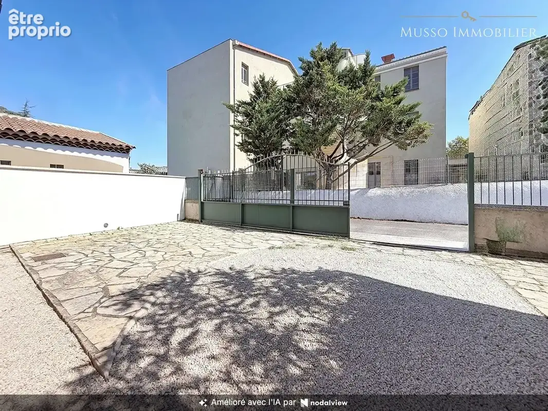 Maison 5 pièces 122 m² à vendre à Marseille-9e (13009) - photo 2