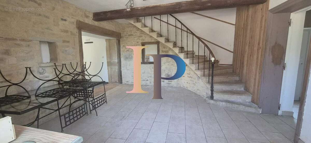 Maison 133 m² à Ligny-En-Brionnais  - photo 5