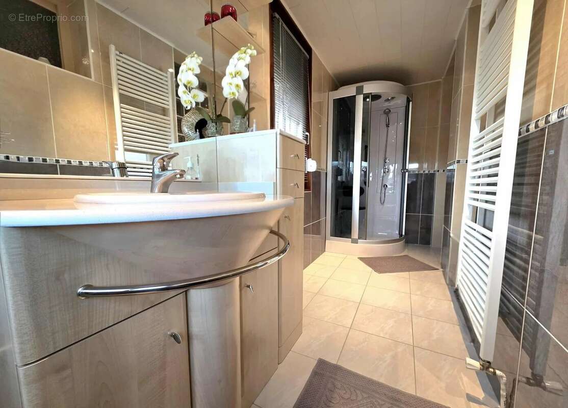 Maison à MERCY-LE-BAS