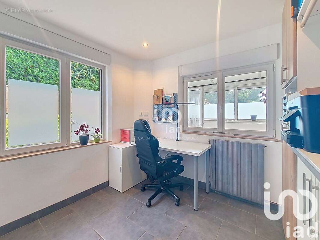 Photo 8 - Maison à AUFFREVILLE-BRASSEUIL