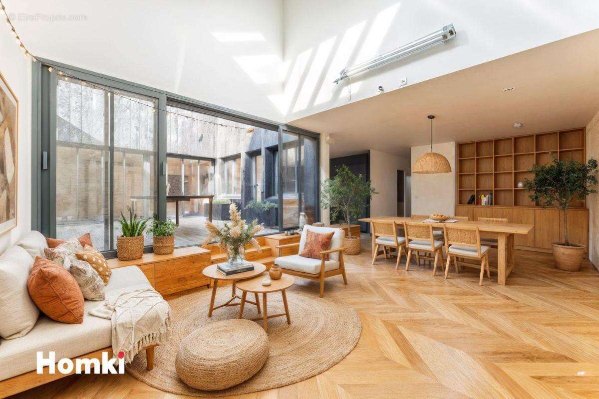 Appartement à BORDEAUX