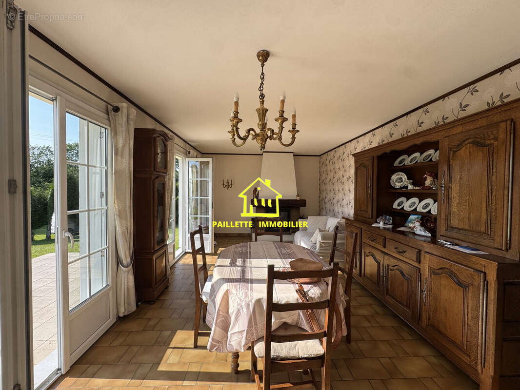 Maison à SAINT-EUSTACHE-LA-FORET