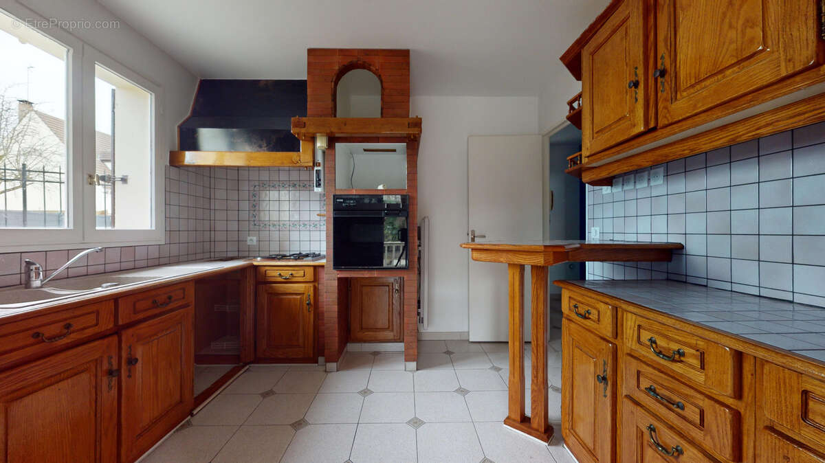 Maison à MONTIGNY-LES-CORMEILLES