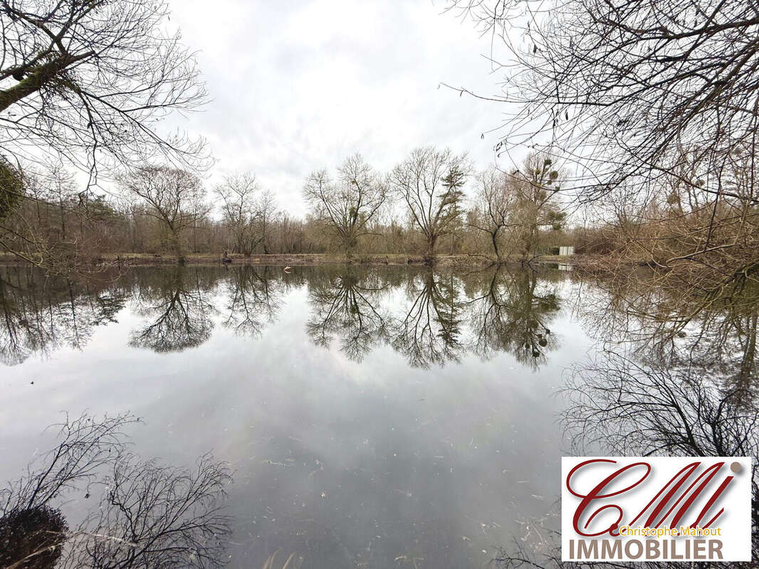 Terrain à VITRY-LE-FRANCOIS