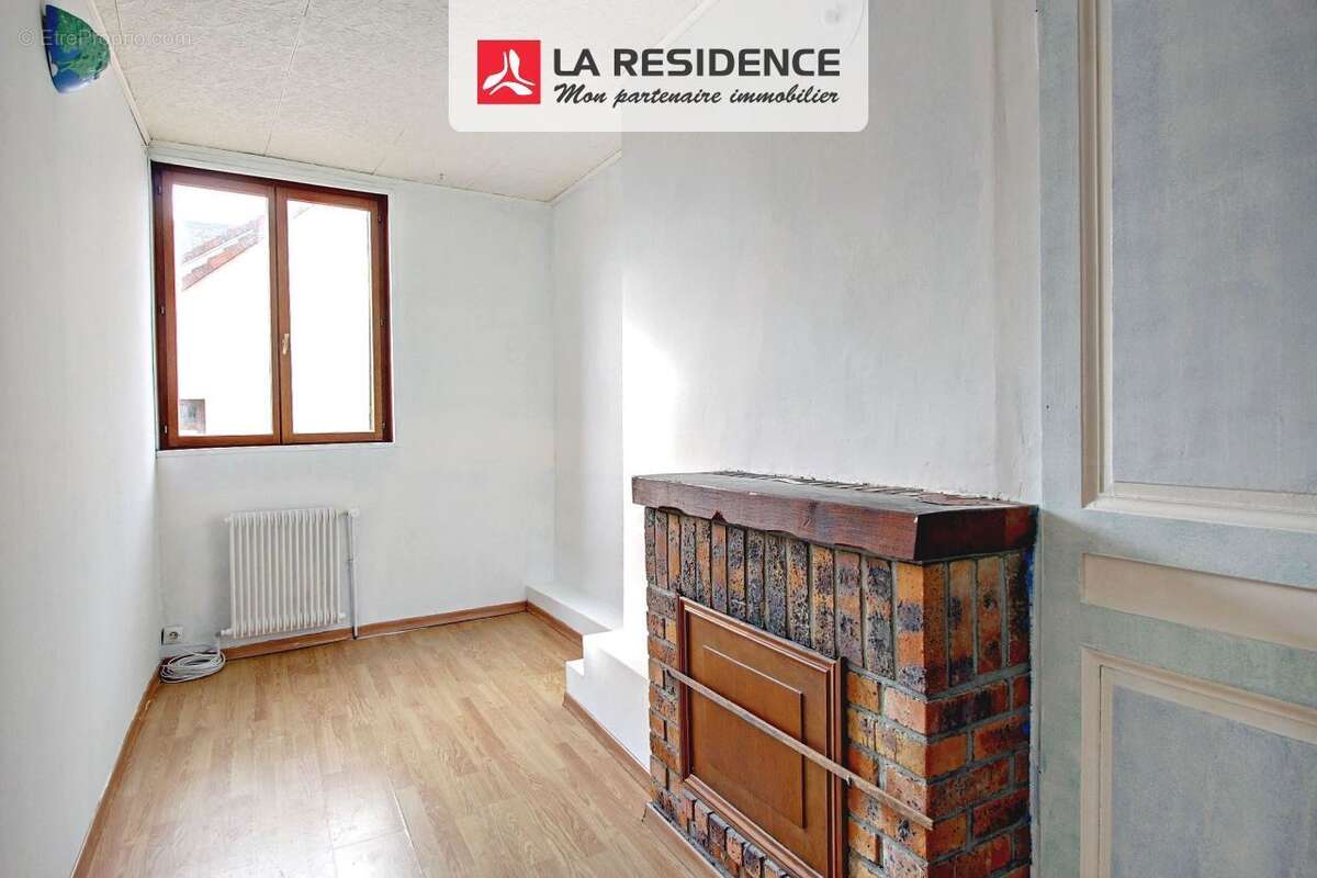 Maison à SAINT-ETIENNE-DU-ROUVRAY