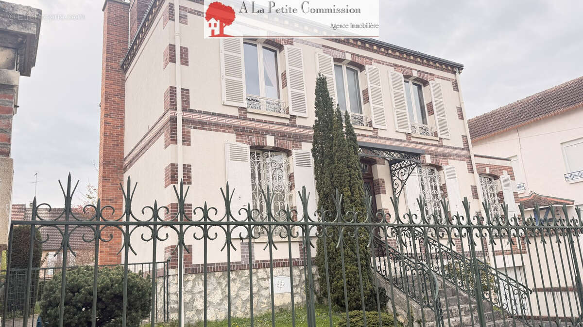Maison à CHARTRES