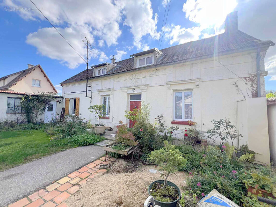 Maison à CHAUMONT-EN-VEXIN