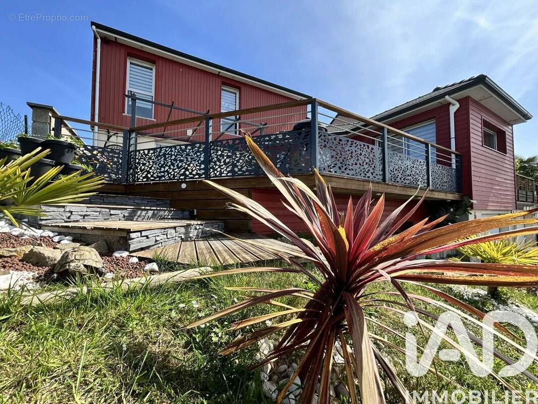 Photo 1 - Maison à LE TRAIT