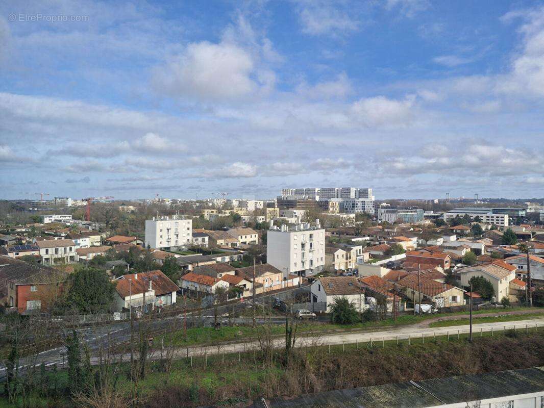 Appartement à LE BOUSCAT