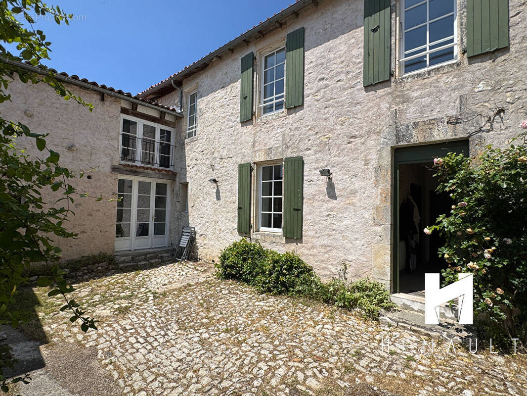 Maison à SAINTE-MARIE-DE-RE