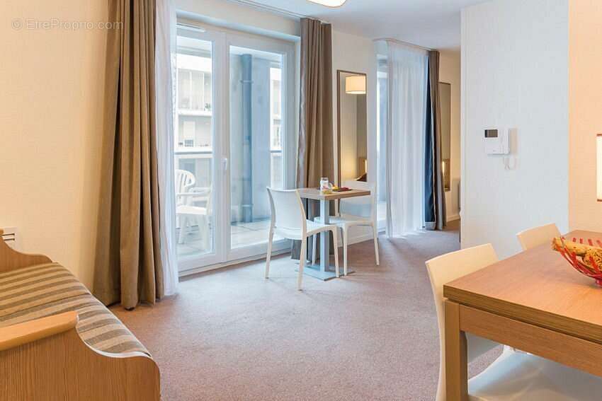 INVESTISSEMENT LOCATIF  SAINT-NAZAIRE - Résidence Appart'City Confort Saint Nazaire Océan - 5,57%  de rentabilité. - photo 2
