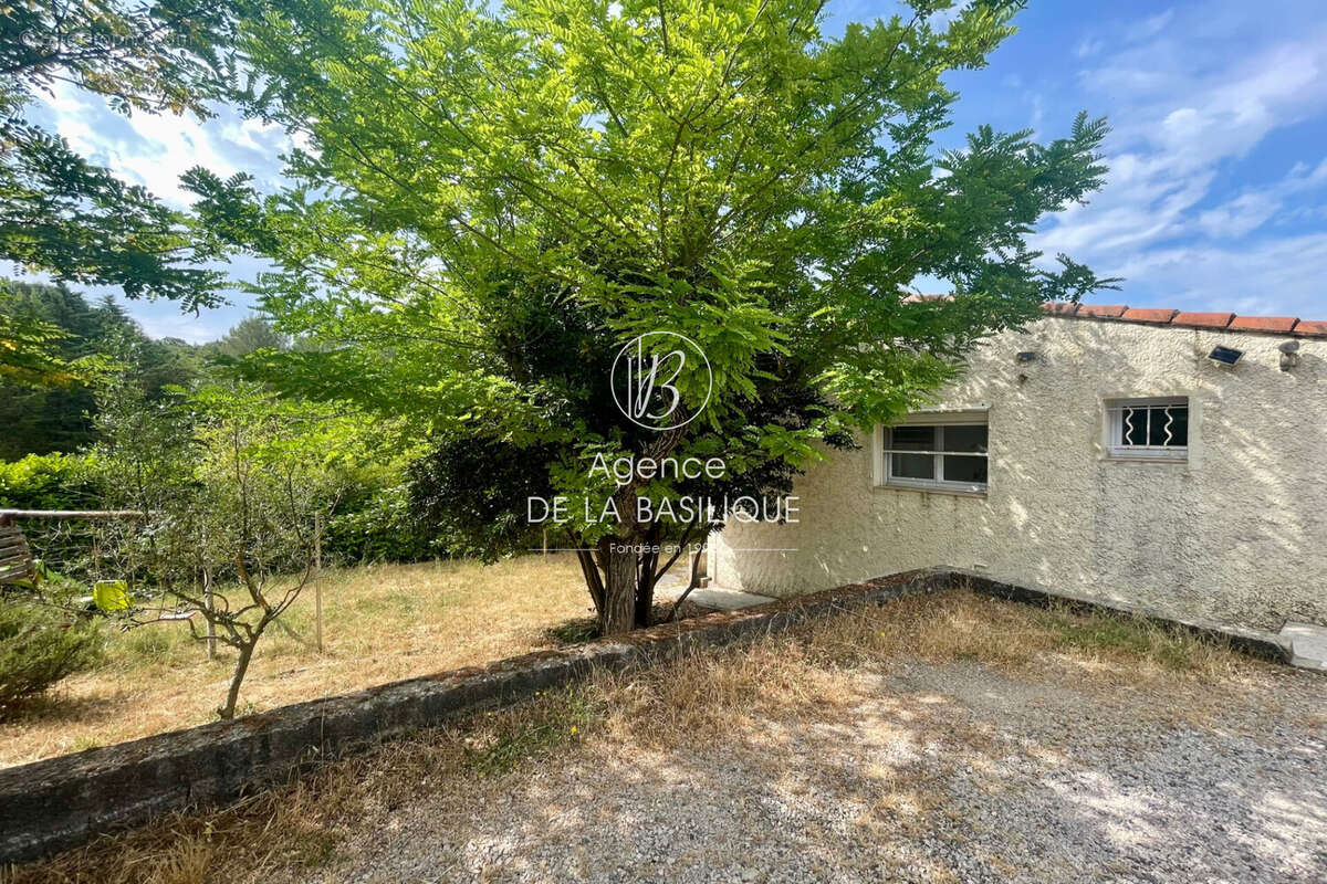 Maison à SAINT-MAXIMIN-LA-SAINTE-BAUME