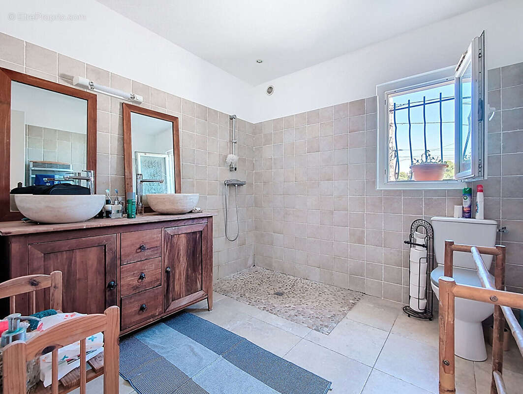 Maison à MARSEILLE-11E