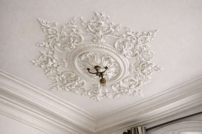 Appartement à BOIS-COLOMBES