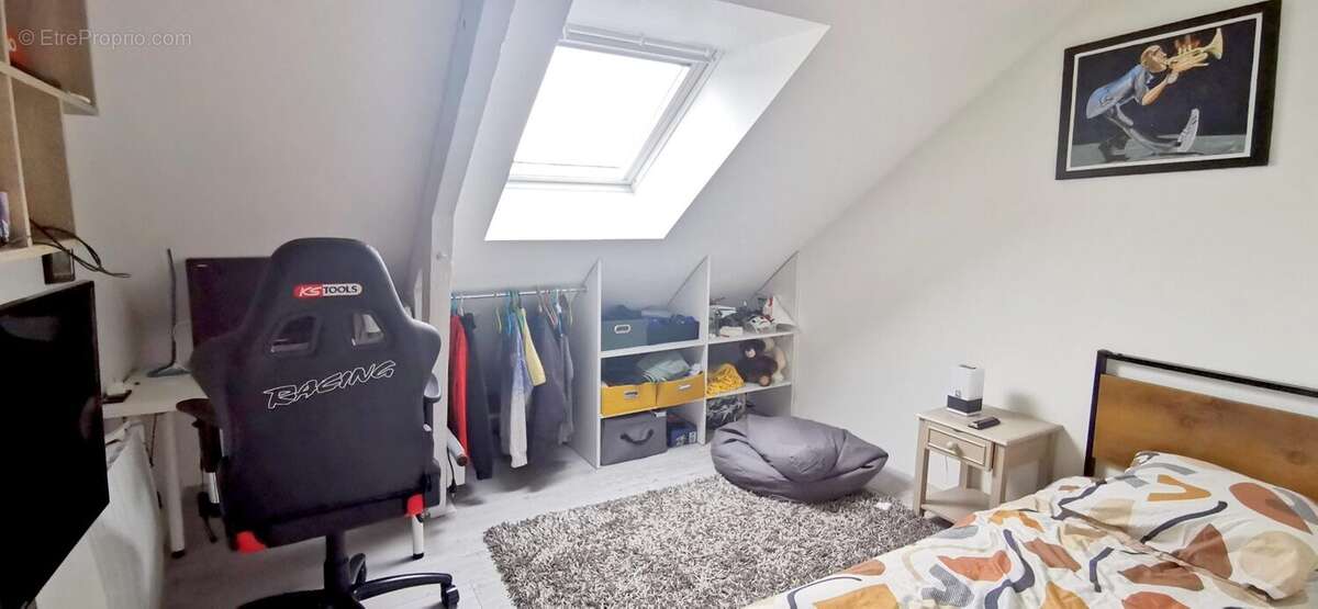 Maison à LA CHAUSSEE-SAINT-VICTOR