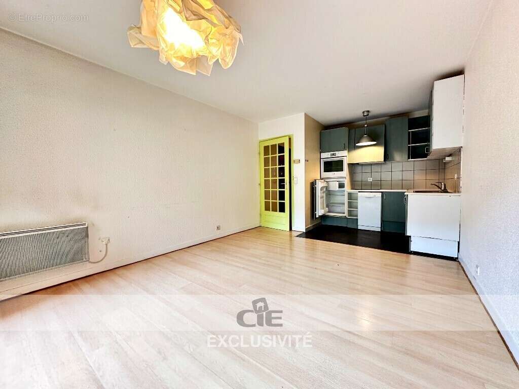 Appartement à COLLONGES-SOUS-SALEVE