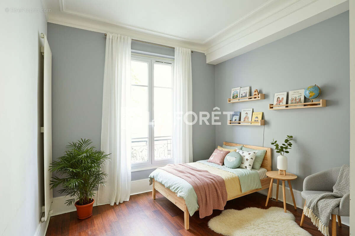 Appartement à PARIS-14E
