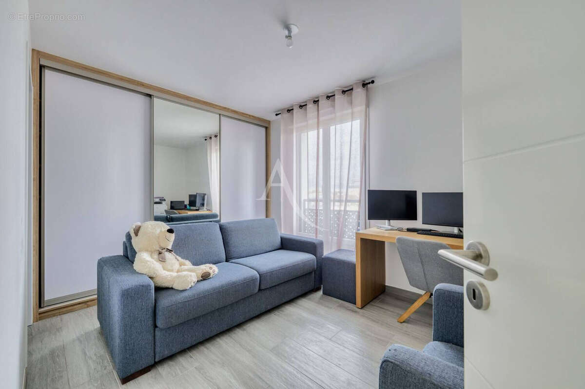 Appartement à OZOIR-LA-FERRIERE