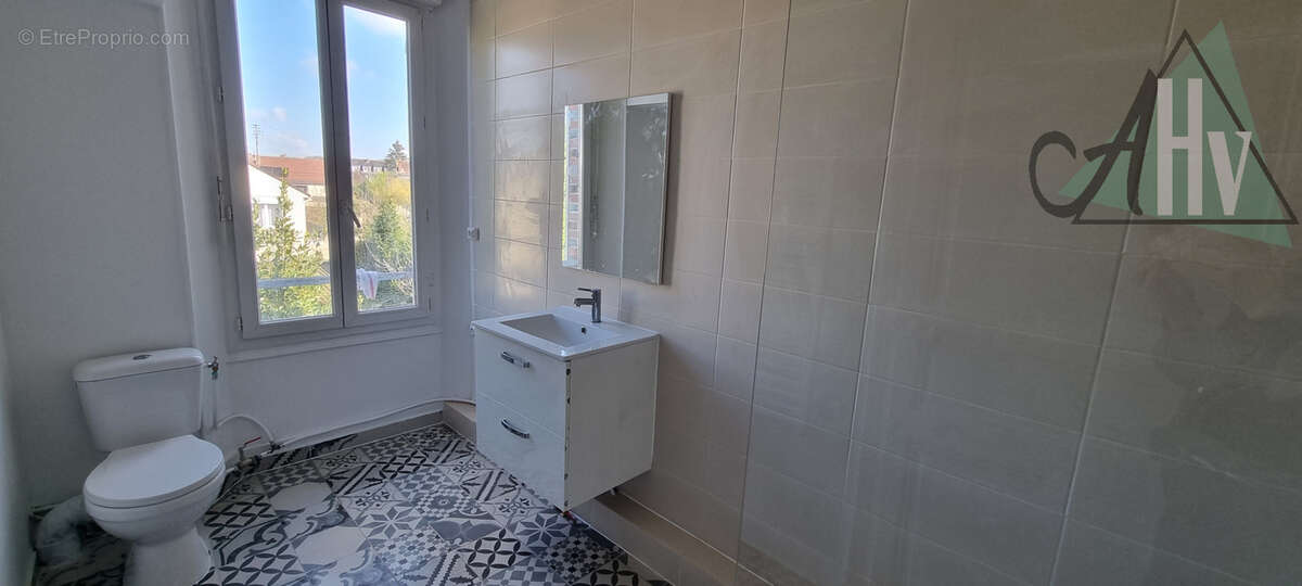 Appartement de type F3 - 65 m2 - Provins - photo 7