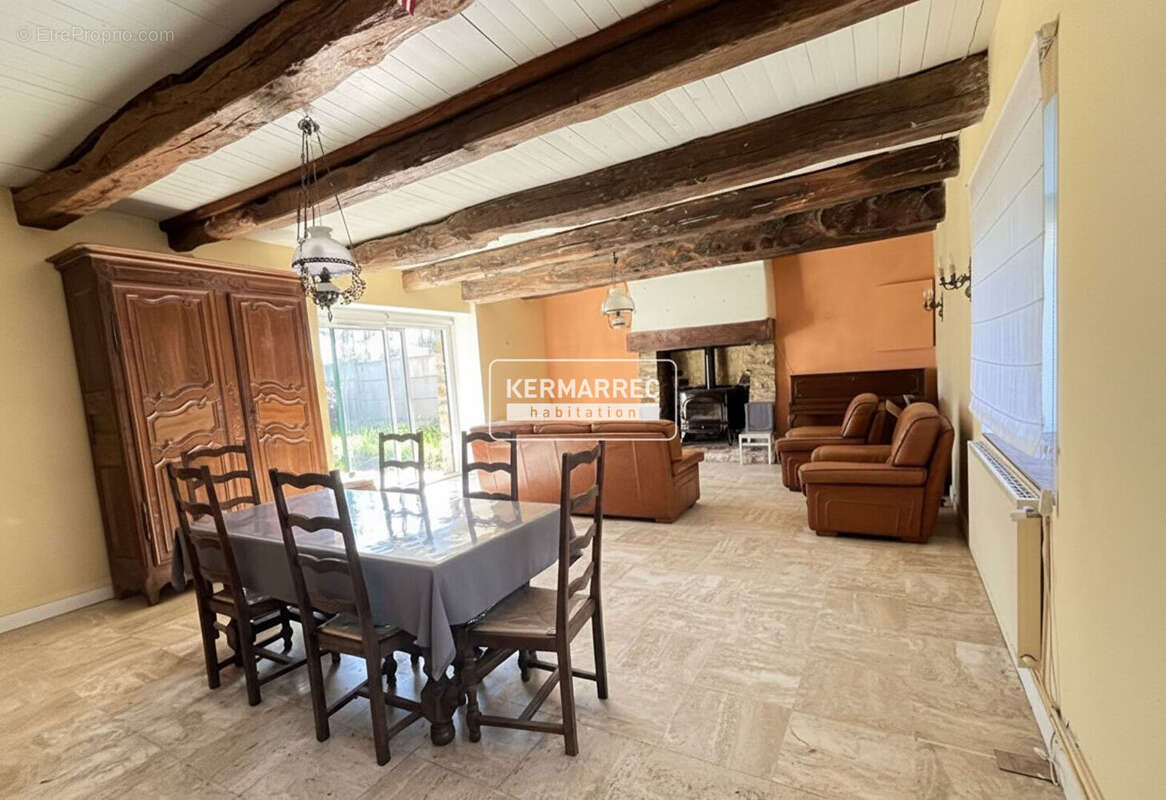 Maison à SAINT-AUBIN-D'AUBIGNE