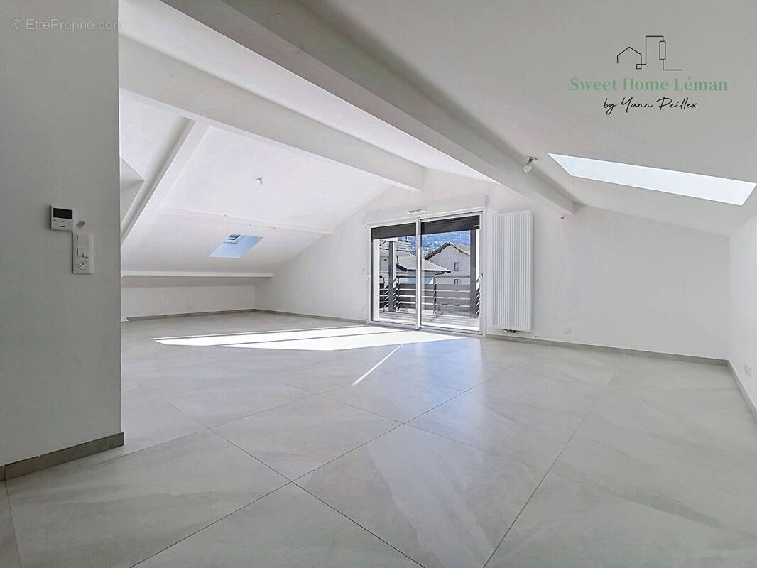 Appartement à BRENTHONNE
