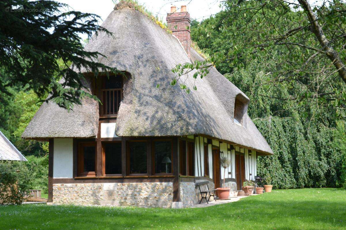 Maison à MONTFORT-SUR-RISLE