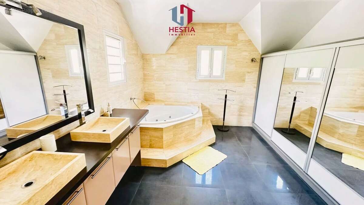 Maison à SAINT-PAUL