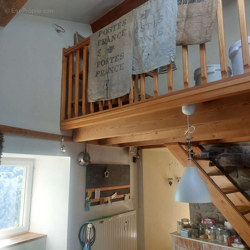 Maison à LACHAPELLE-SOUS-CHANEAC