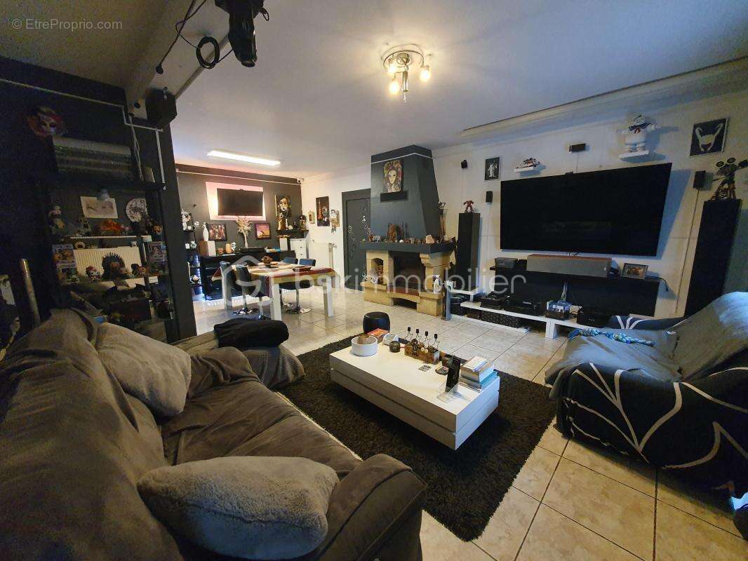 Maison à ESSIGNY-LE-GRAND