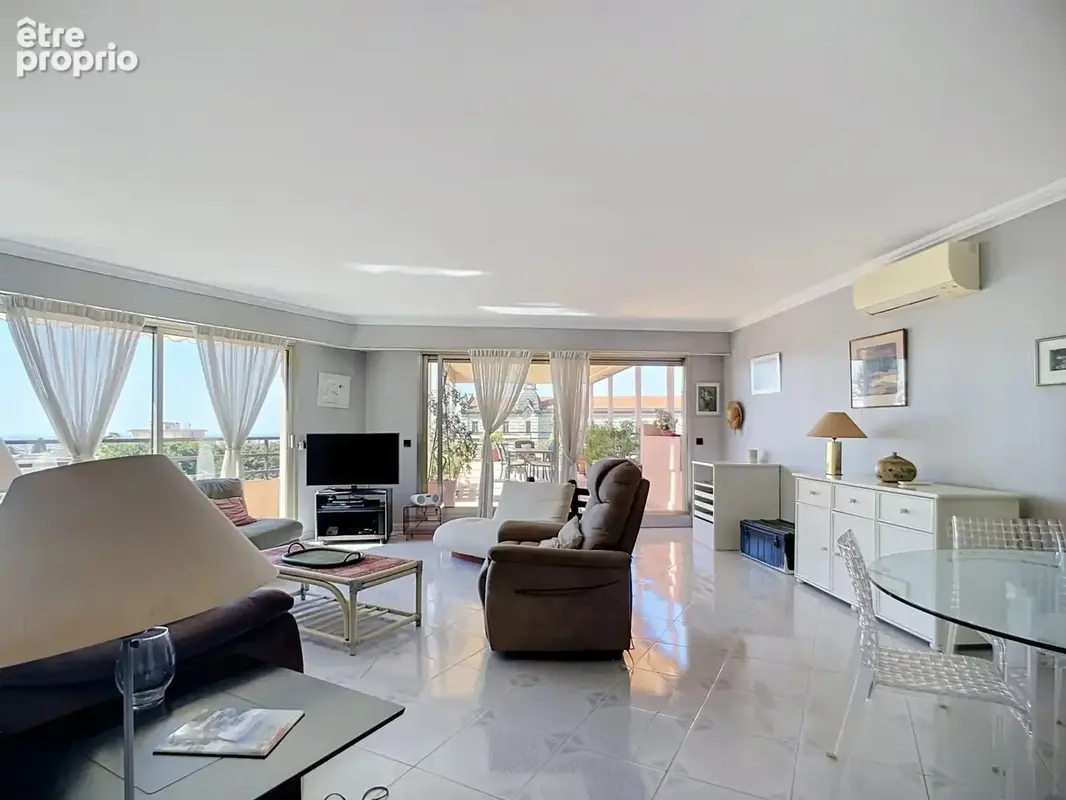 Appartement 3 pièces dernier étage – Vue panoramique ville et mer - photo 5