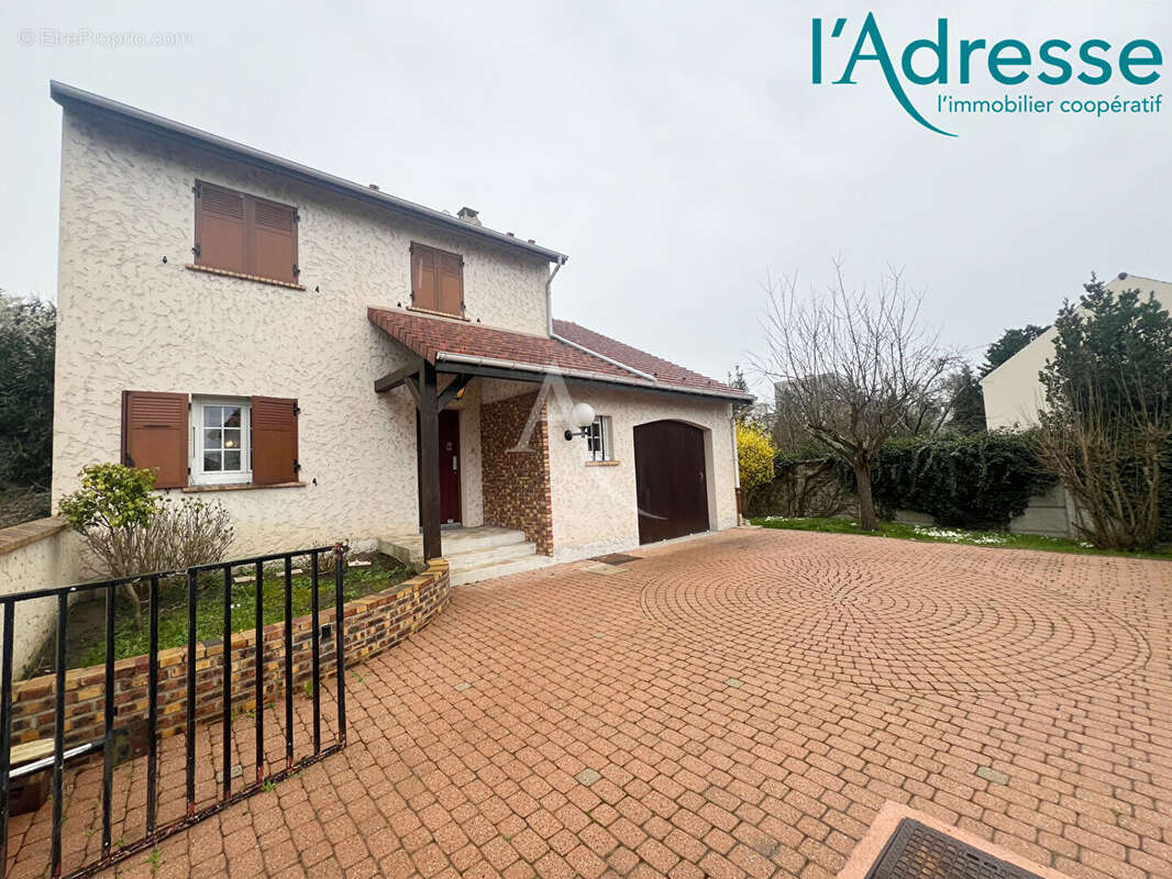 Maison à VILLIERS-SUR-MARNE