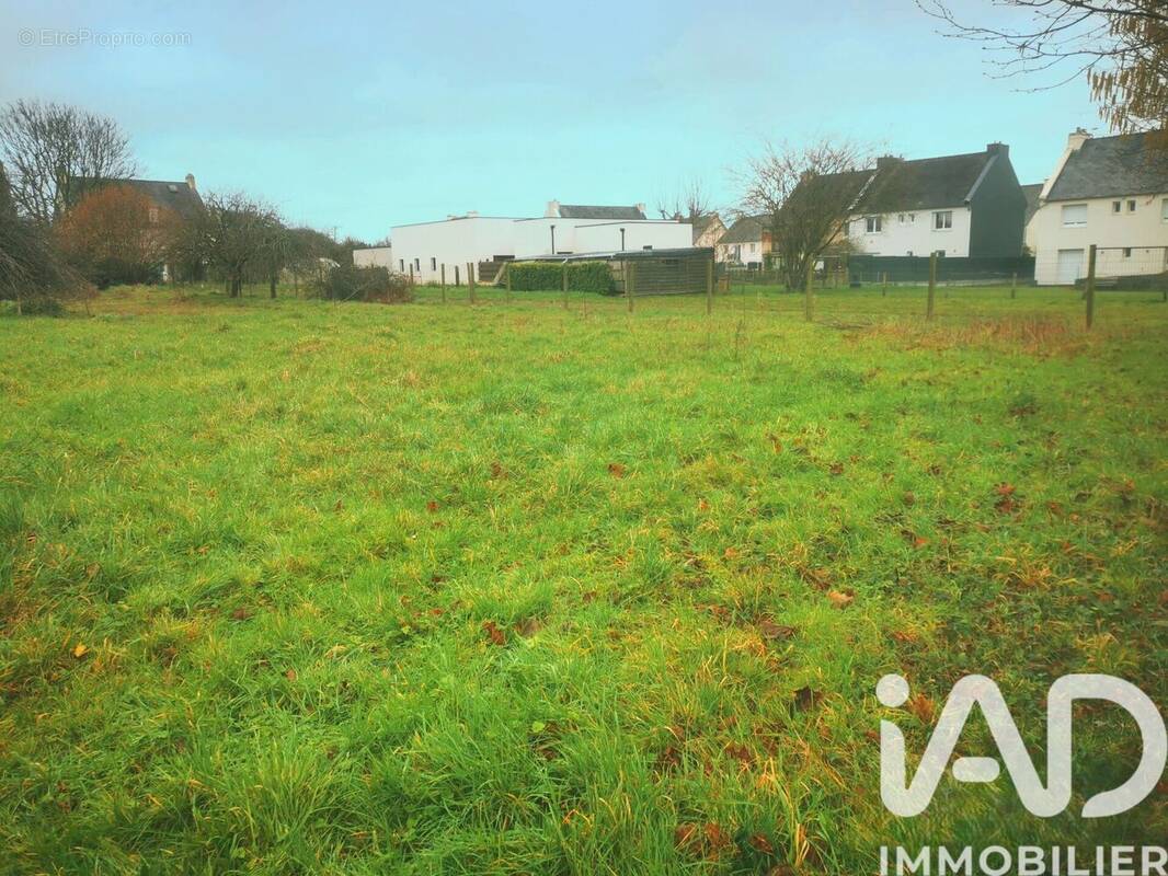 Photo 1 - Terrain à PLOUFRAGAN