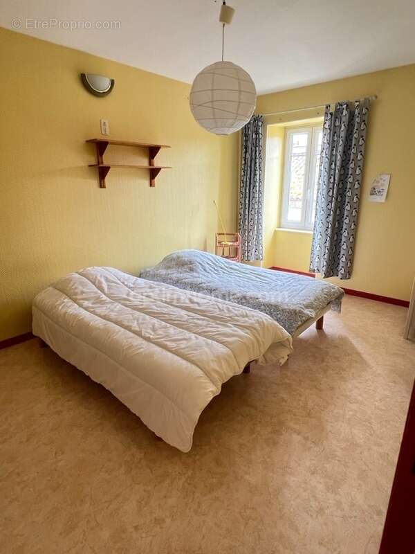 Maison à MORTAGNE-SUR-SEVRE