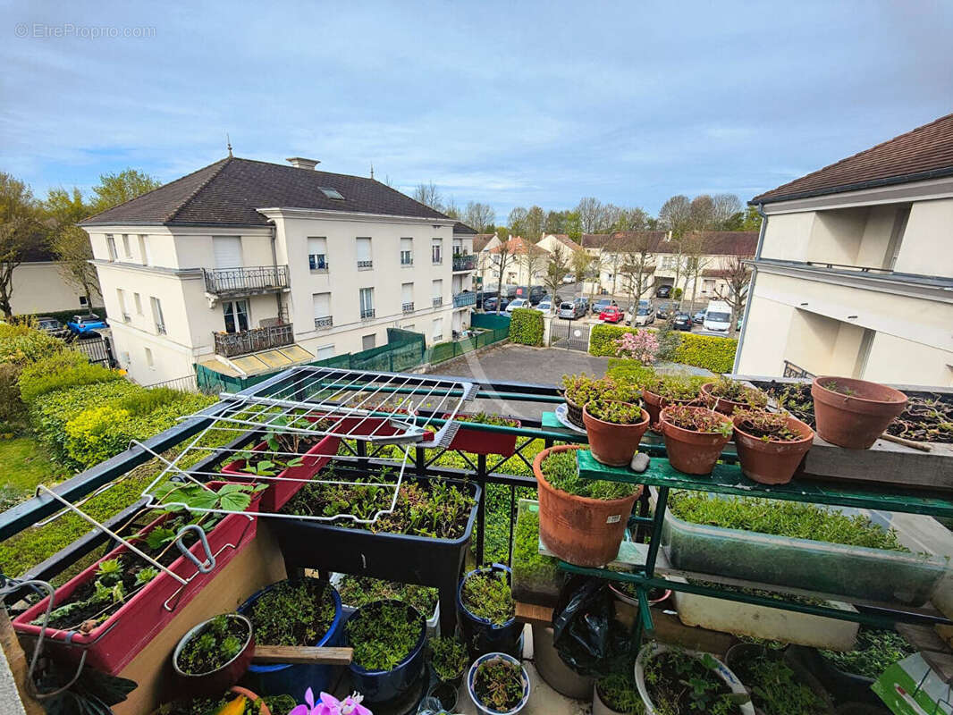 Appartement à BUSSY-SAINT-GEORGES