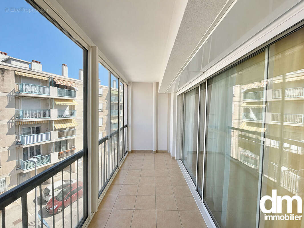 Appartement  de type 4 avec balcons et cave privative. - photo 8