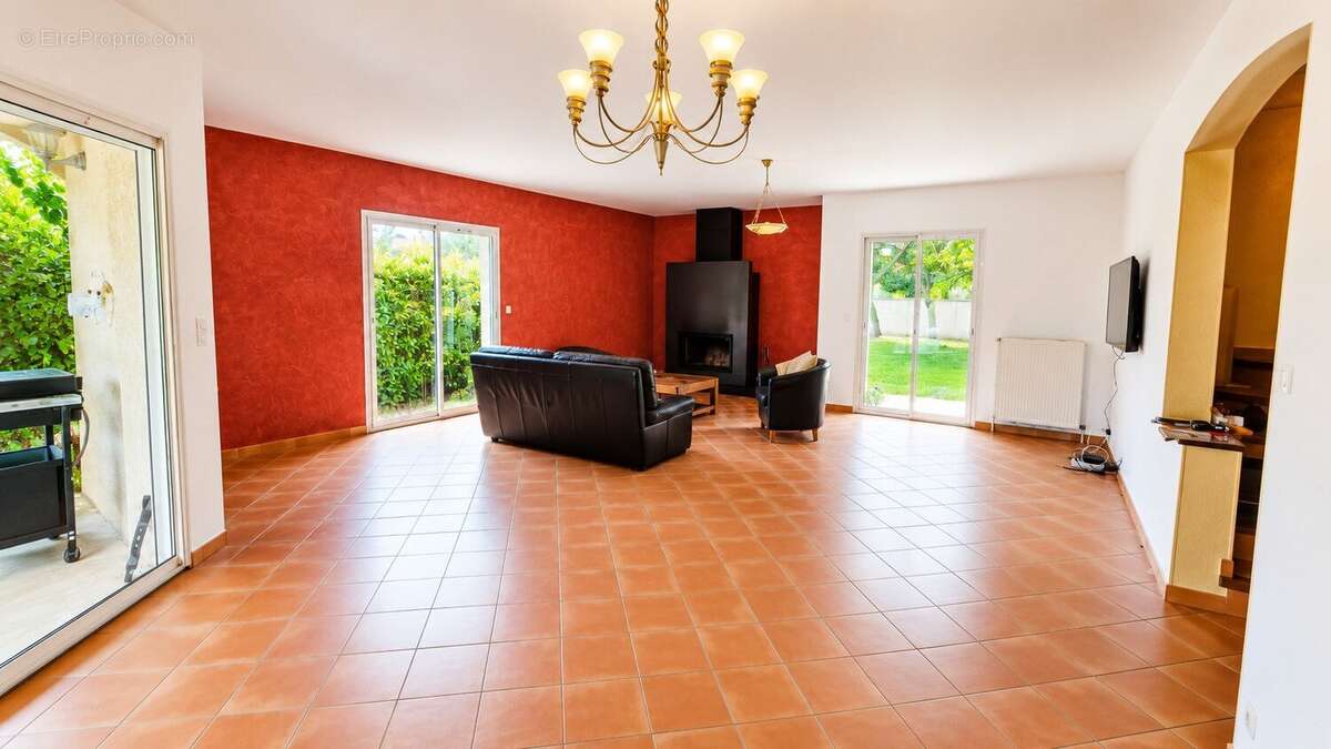 Maison à SAVERDUN