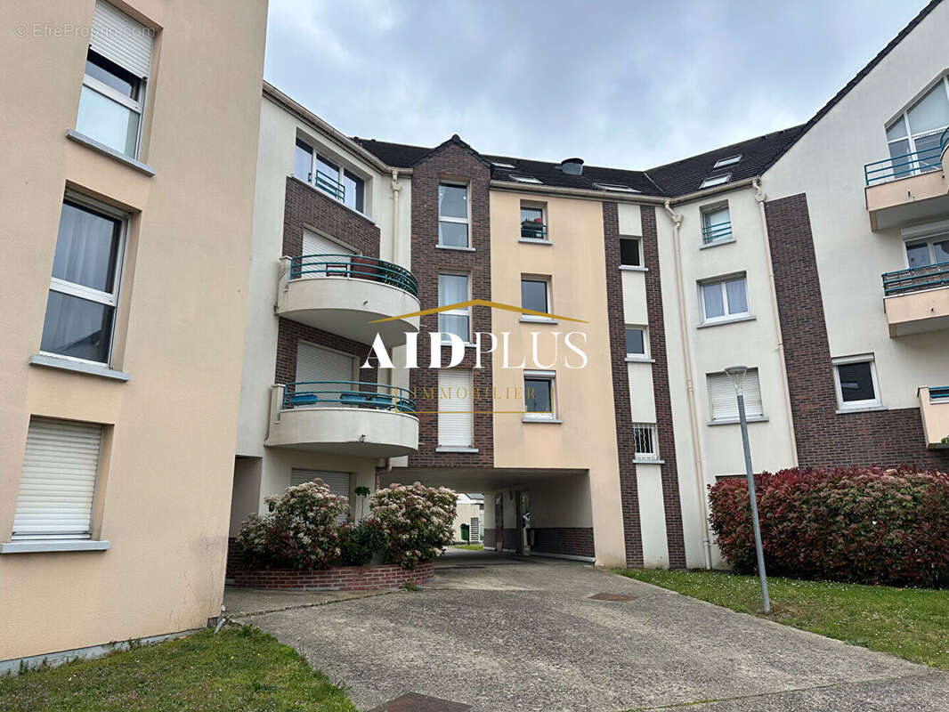 Appartement à BEAUCHAMP