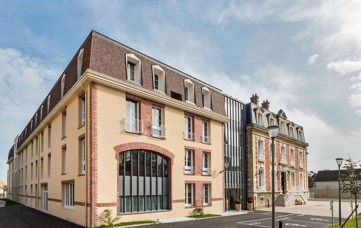 Appartement à PLAILLY