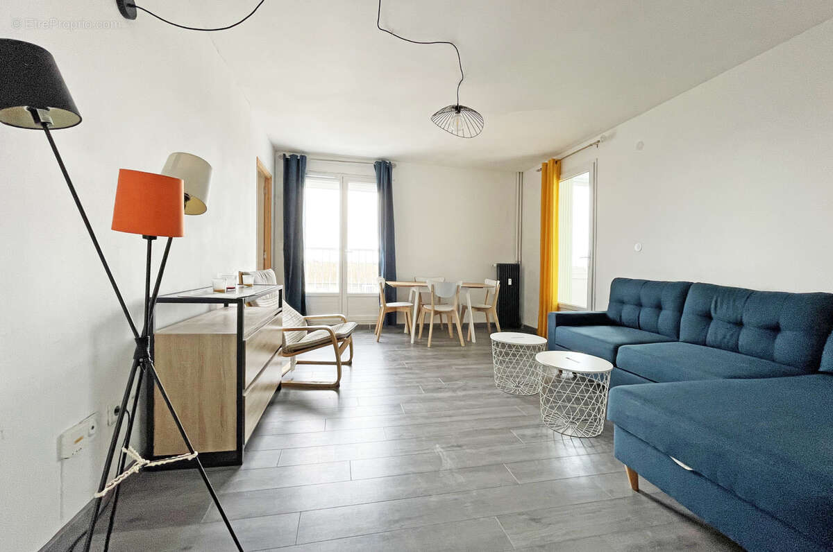Appartement à NIMES