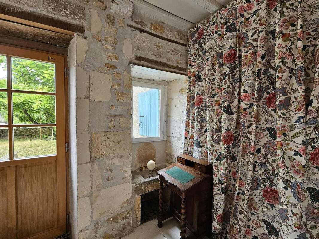 Maison à SAINTES