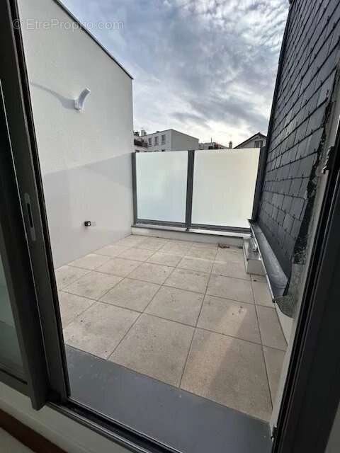 Maison à ASNIERES-SUR-SEINE