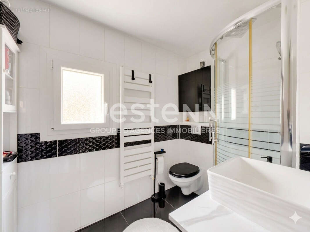 Vente Quartier des Berchères Maison Pontault Combault 5 pièces - 3 chambres - Jardin - photo 8